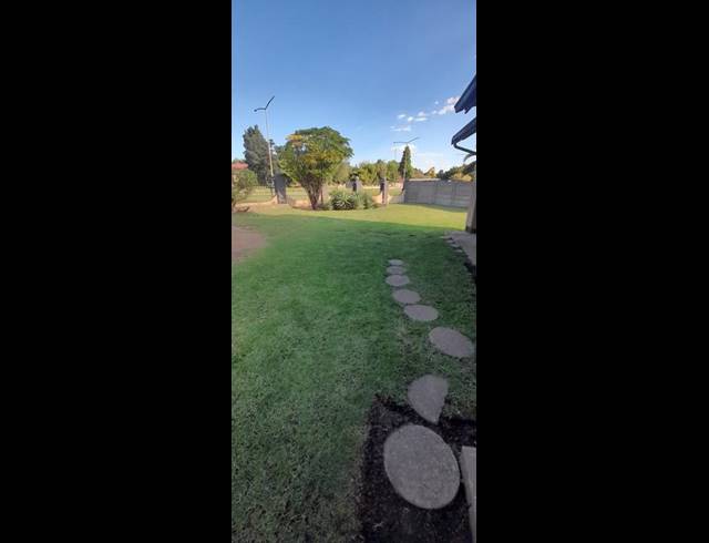 3 BEDROOM PROPERTY TO RENT IN BIRCH ACRES